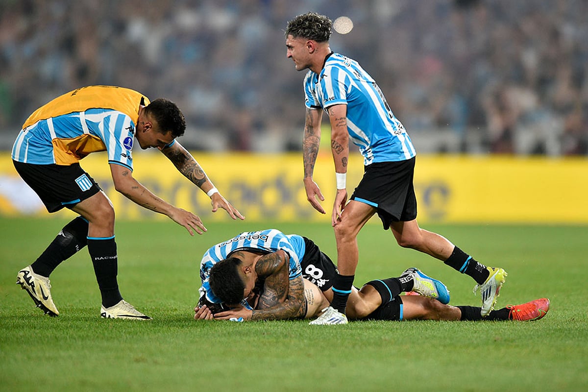 Corinthians vs Racing Club