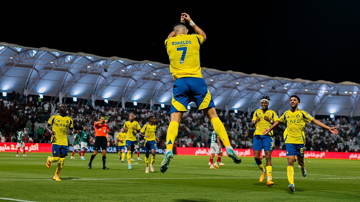 X | Al Nassr  : Cristiano Ronaldo and team Nassr at Saudi Pro League 2024-25. 