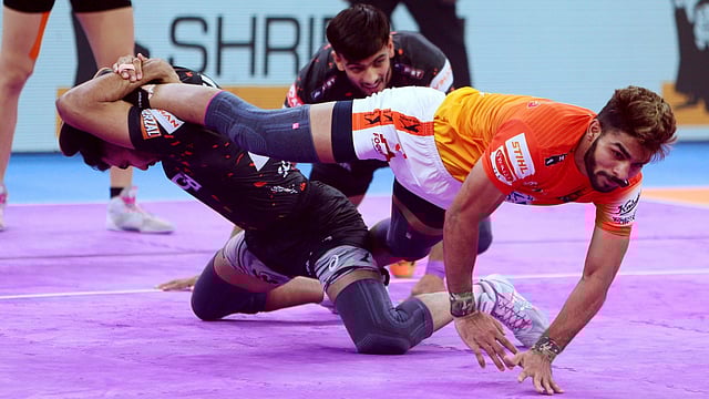 Pro Kabaddi League 11: Puneri Paltan Trump U Mumba In 'Maha Maharashtra Derby'