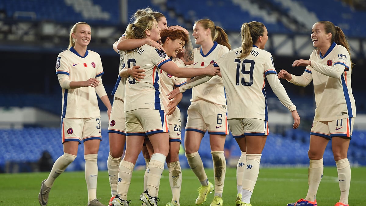 Chelsea stayed perfect in the Women's Super League after their win over Everton