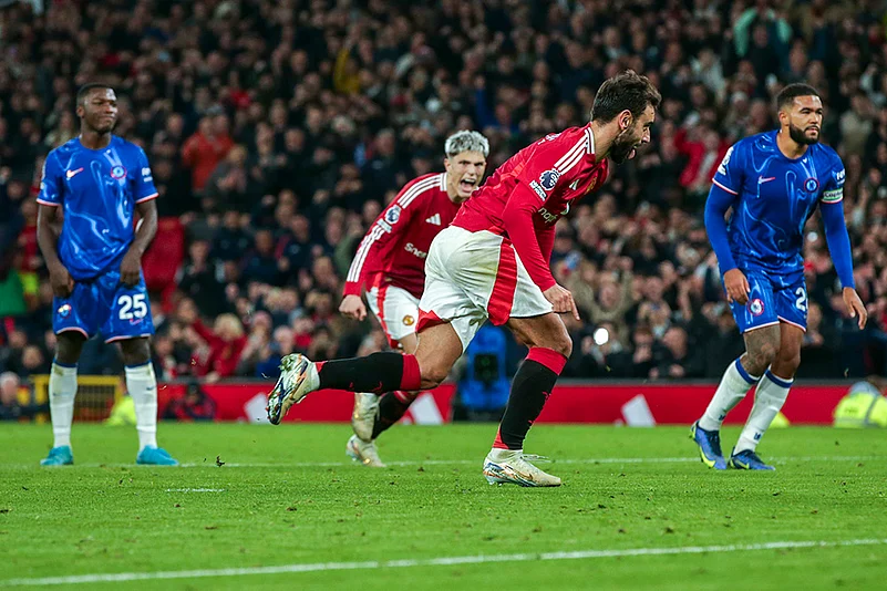 Britain Soccer Premier League 2024-25 Manchester United vs Chelsea football gallery_Bruno Fernandes