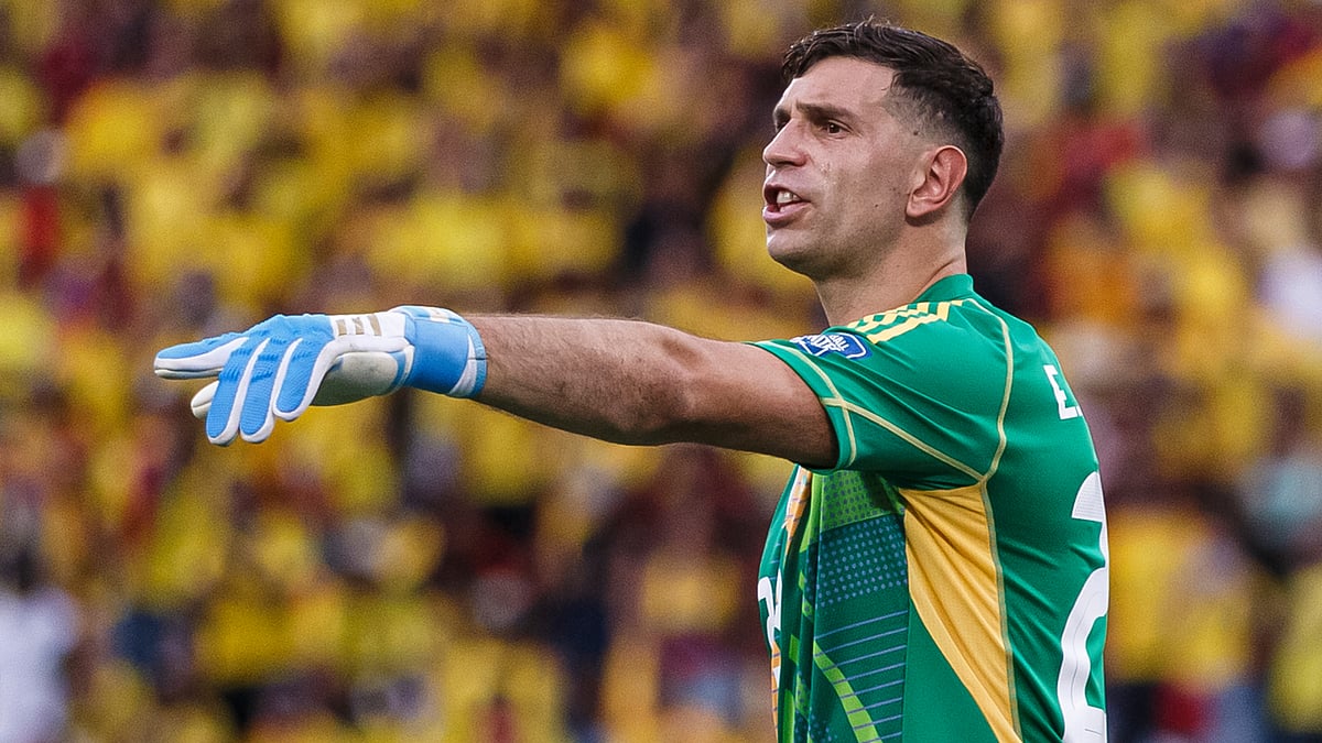 Argentina shot-stopper Emiliano Martinez