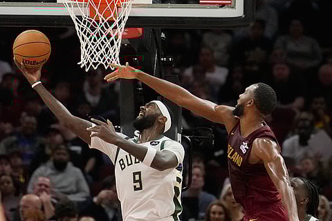 NBA Basketball Game: Milwaukee Bucks vs Cleveland Cavaliers