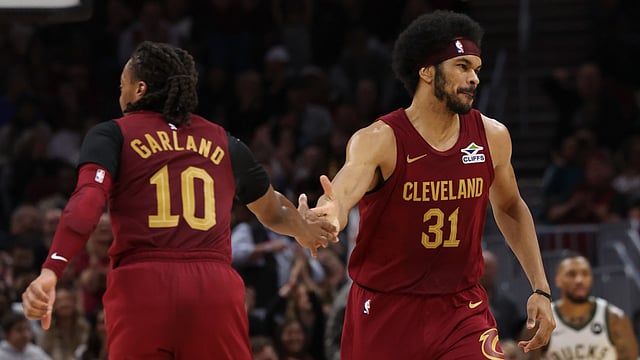 NBA: Cleveland Cavaliers, Oklahoma City Thunder Stay Perfect