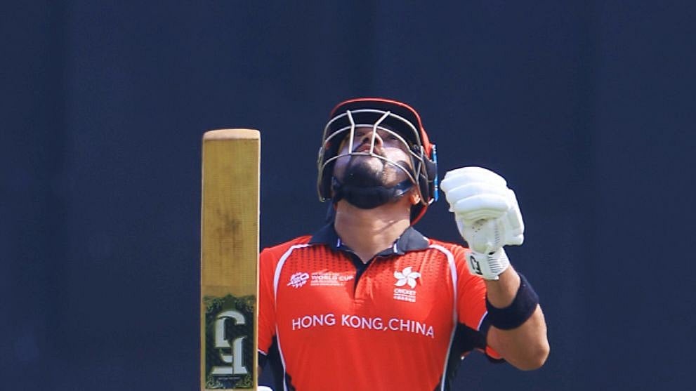 X/CricketHK : Zeeshan Ali.