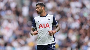 Injured Tottenham defender Cristian Romero