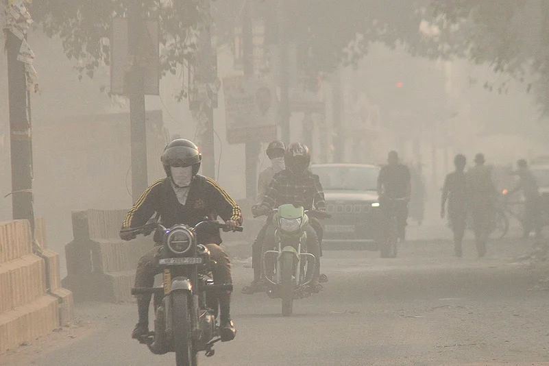 North India weather Air pollution photos_7