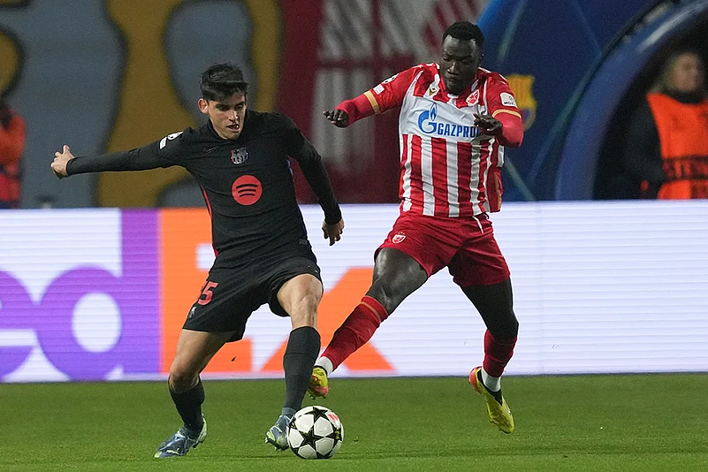UEFA Champions League soccer Red Star Belgrade vs Barcelona FC football match_Gerard Martín