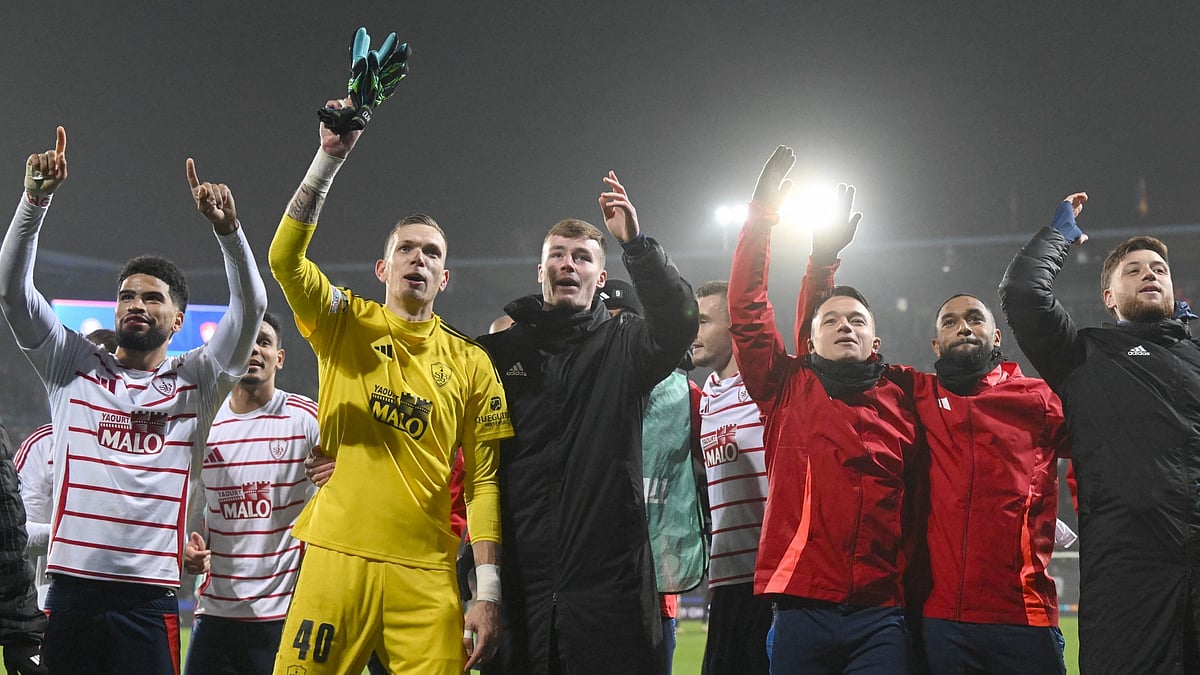 Brest's players celebrate their victory in Prague.