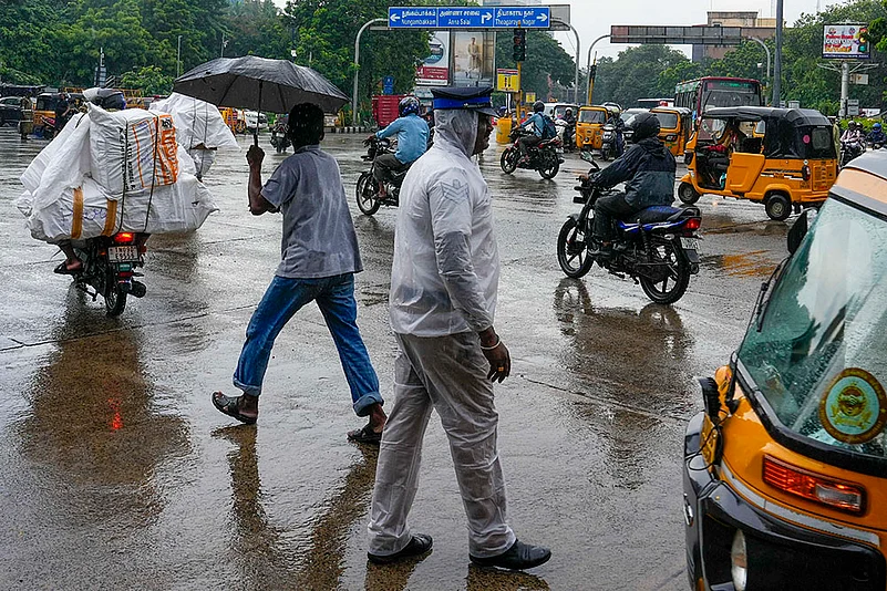 Weather: Rains in Chennai