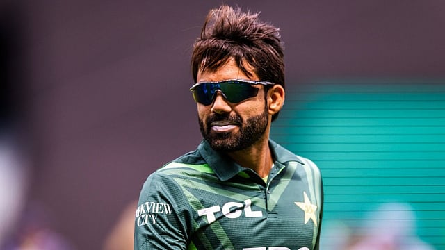 AUS Vs PAK: Rizwan, Zampa Involved In A Hilarious Conversation At Adelaide Oval - Watch