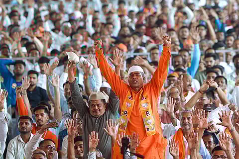 PM Modi campaigns for Maha Assembly polls