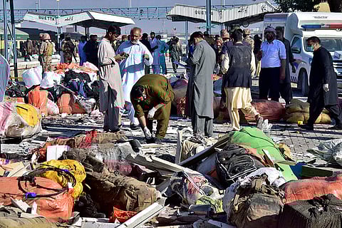 Bomb blast at Pakistan train station
