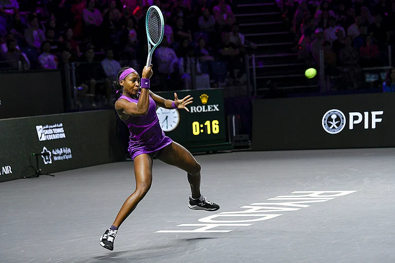 Saudi Arabia Tennis WTA Finals Coco Gauff vs Qinwen Zheng tennis photos_Coco Gauff