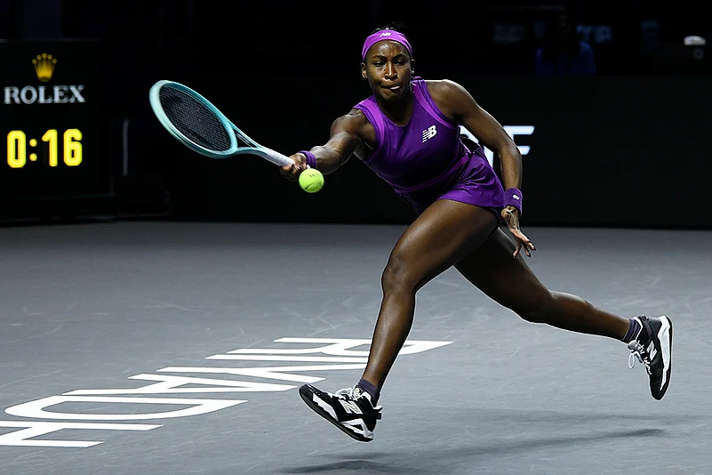 Saudi Arabia Tennis WTA Finals Coco Gauff vs Qinwen Zheng tennis photos_Coco Gauff