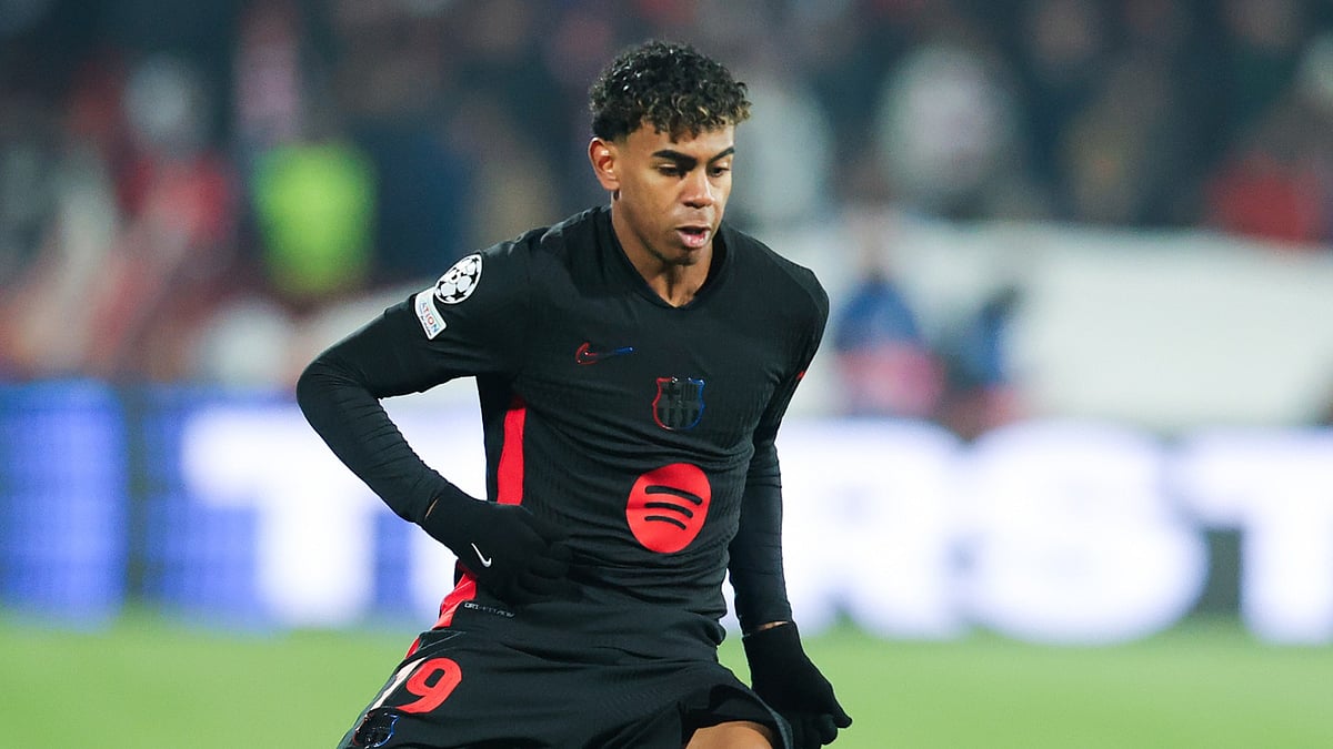 Lamine Yamal is out injured - null