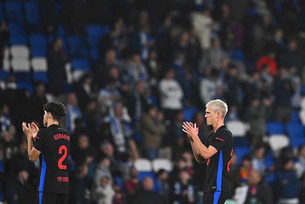 Photo: AP/Miguel Oses : Spain Soccer La Liga: Real Sociedad vs Barcelona