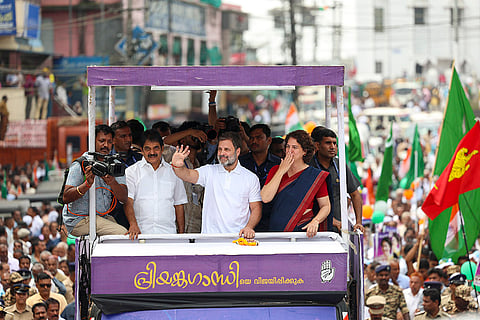 Rahul, Priyanka Gandhi in Wayanad