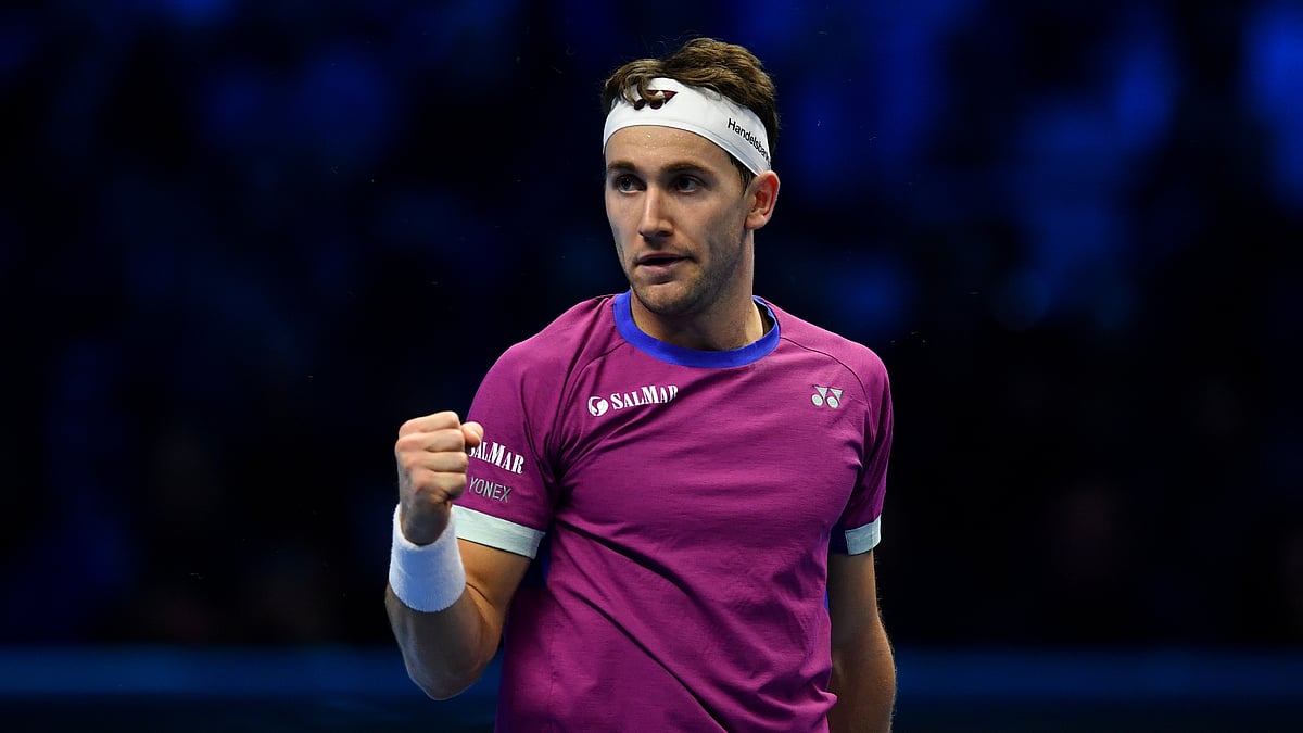 Casper Ruud beat Carlos Alcaraz in his ATP Finals opener