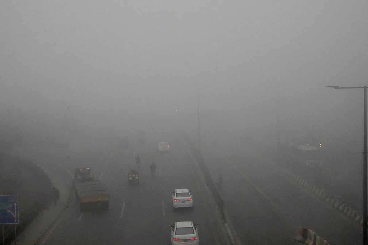 Pakistan air pollution Smog weather_low visibility