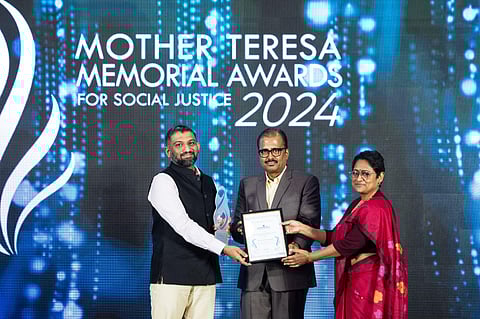 (L-R) Mr.Gautam John, Dr.Abraham Mathai, Smt. Radhika Rastogi IAS