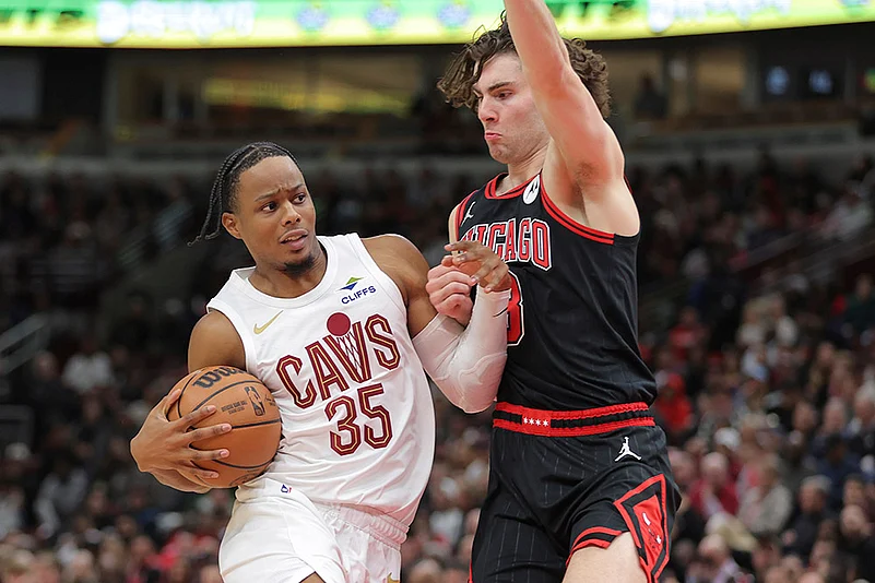 NBA Cleveland Cavaliers vs Chicago Bulls Baseketball match photos_Josh Giddey