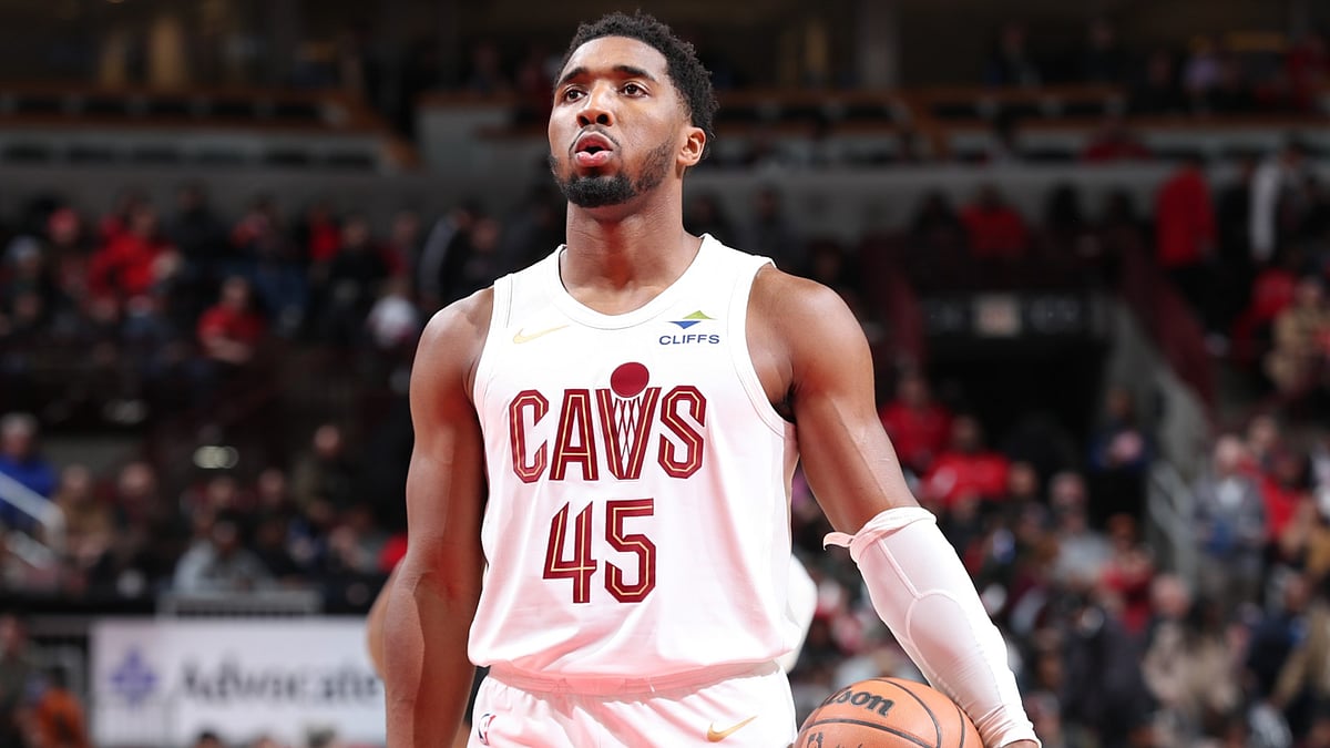 Donovan Mitchell led the Cavs to victory