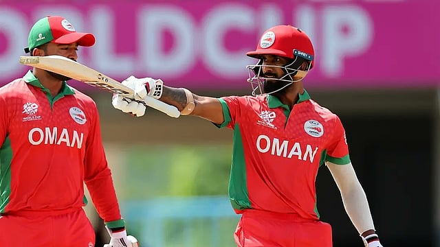 Oman Vs UAE, T20 Asia Cup Match 7: Junaid Siddique's Four-fer Helps Arab's Grab First Win; IND Qualifies For Super 4s