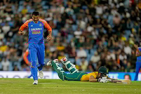 Ind vs SA 3rd T20I: India's Axar Patel, left, reacts after an unsuccessful attempt to run-out South Africa's Reeza Hendricks