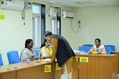 J'khand polls phase 1: J'khand Governor votes