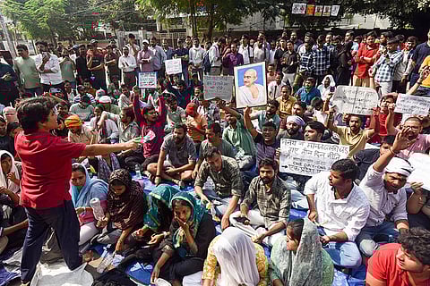 Aspirants protest over govt exams scheduling in UP