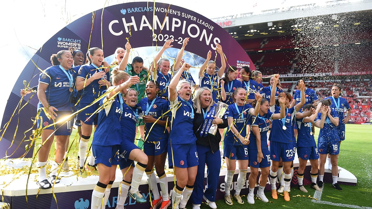Gareth Taylor has suggested Manchester City's clash with Chelsea could determine the WSL champions