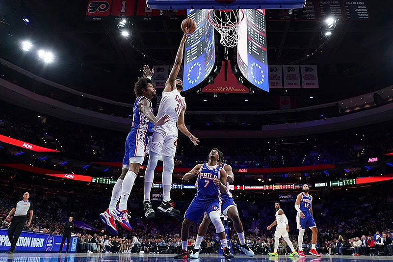 Cleveland Cavaliers vs Philadelphia 76ers NBA basketball match photo gallery_ Jarrett Allen