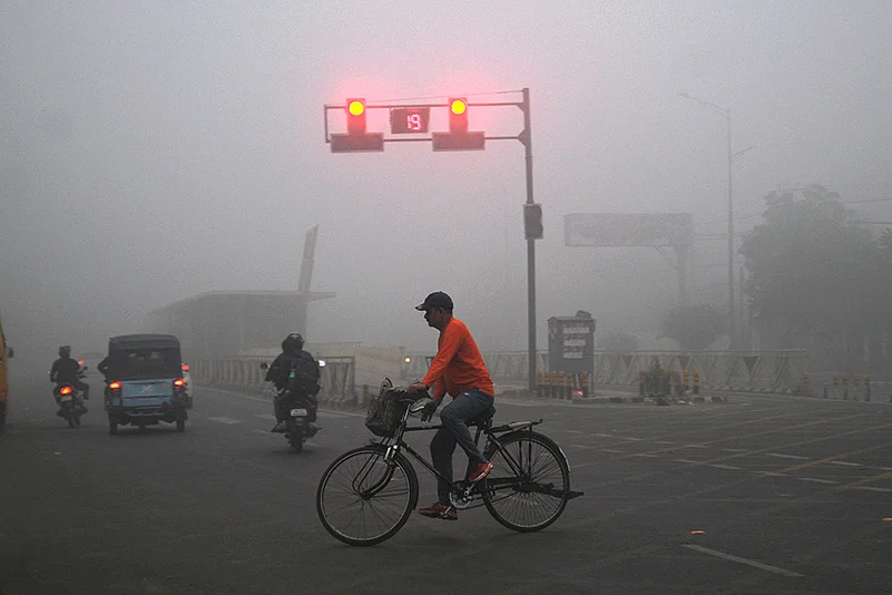 Air pollution in North India, smoggy weather_smog in Amritsar