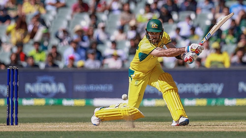 | Photo: AP/James Elsby : Australia vs Pakistan 2nd ODI: Australia's Glenn Maxwell plays a shot