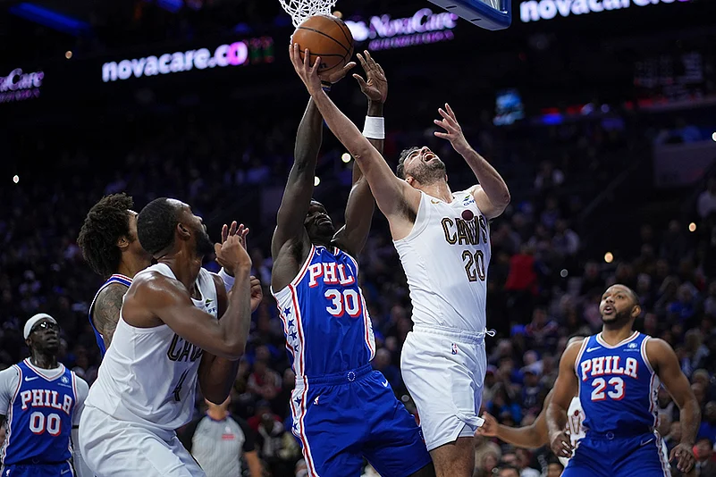 Cleveland Cavaliers vs Philadelphia 76ers NBA basketball match photo gallery_Georges Niang