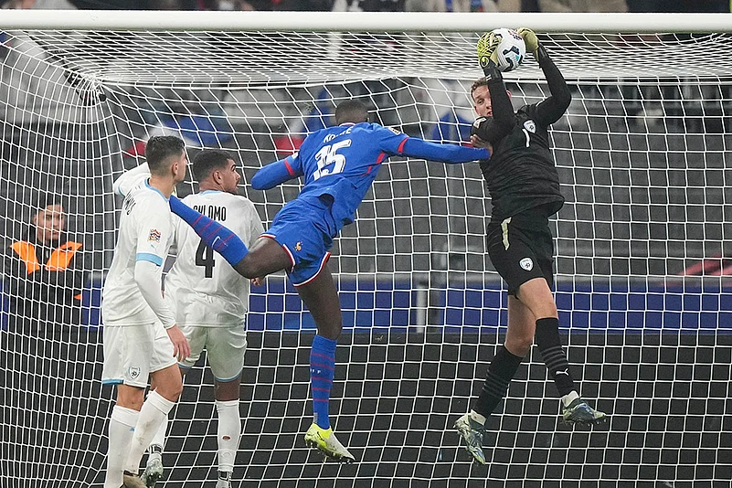 UEFA Nations League football match France vs Israel soccer photos_Daniel Peretz