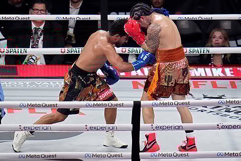 Goyat vs Nunes Boxing: Neeraj Goyat hits Whindersson Nunes