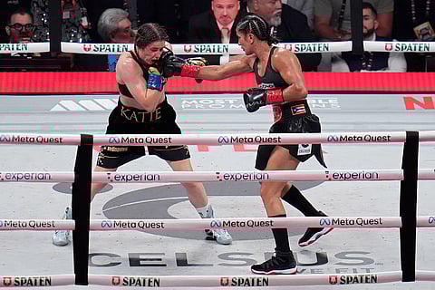 Serrano vs Taylor Boxing: Amanda Serrano hits Katie Taylor