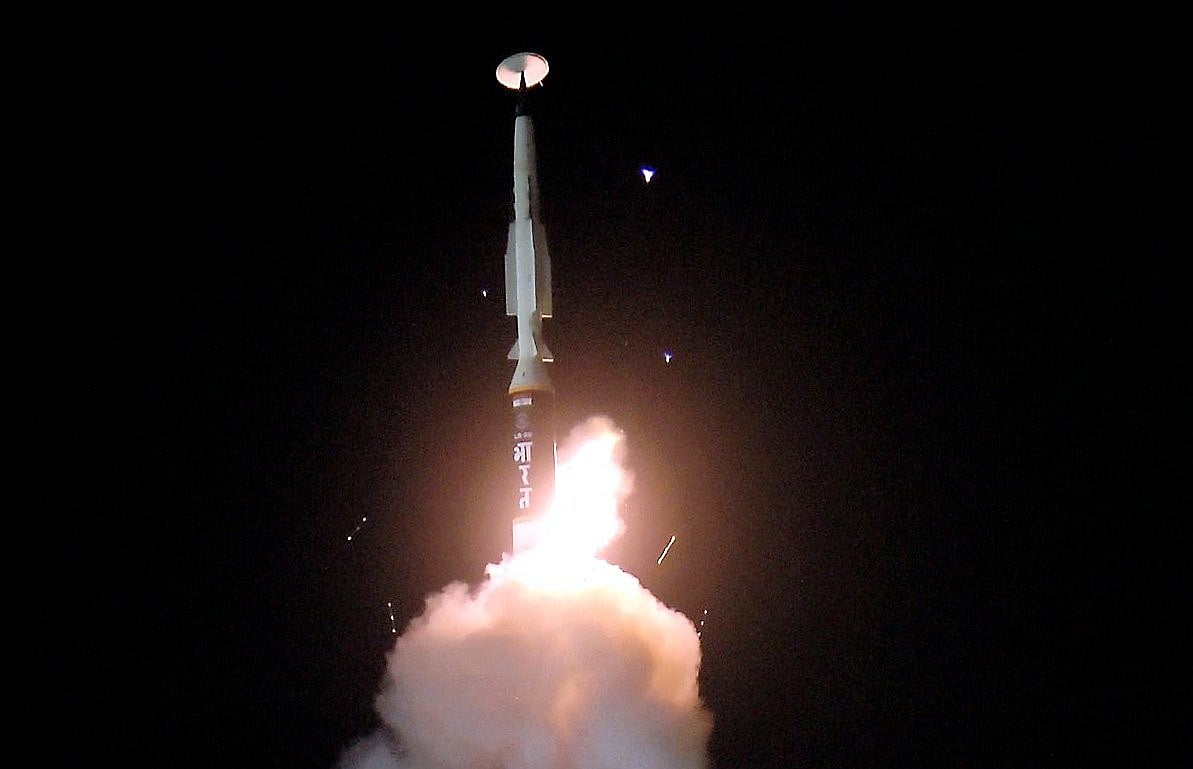 PTI : Pakistan tests Abdali missile 