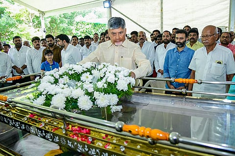 Last rites of N Ramamurthy Naidu in Andhra