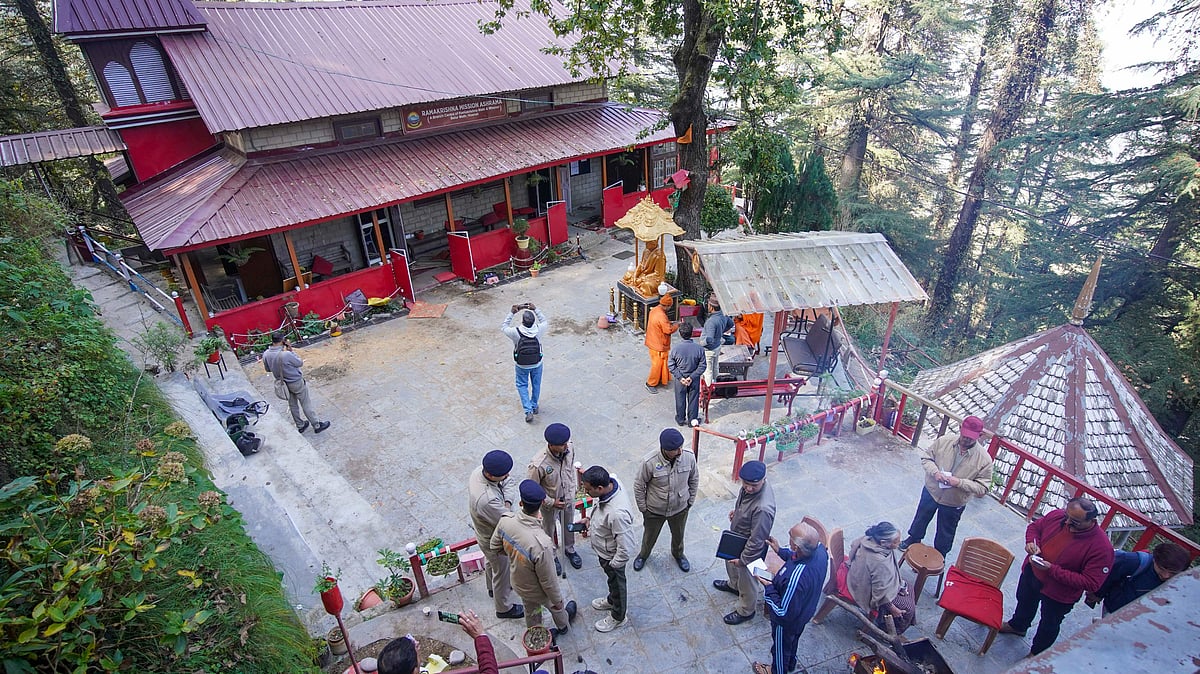 PTI : Police personnel investigate following a dispute between two Hindu groups on the premises of the Ramakrishna Mission Ashram, in Shimla, Sunday, Nov. 17, 2024. At least seven people were injured in the incident. 
