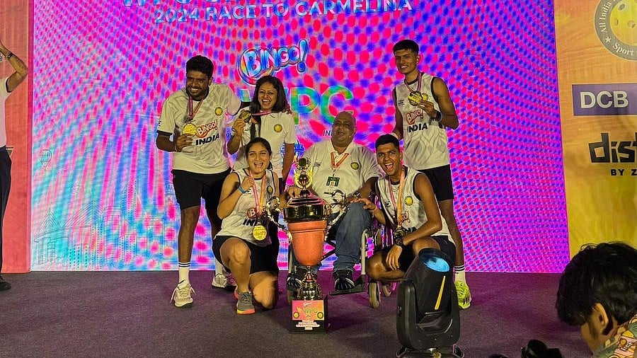 Special Arrangement : The triumphant Indian celebrate the victory on the podium.