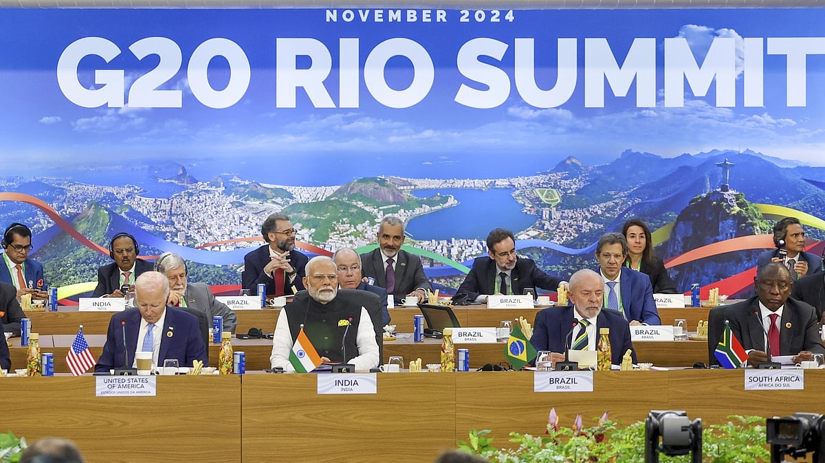 PTI : Prime Minister Narendra Modi with US President Joe Biden, President of Brazil Luiz Inacio Lula da Silva, Chinese President Xi Jinping, French President Emmanuel Macron and South African President Cyril Ramaphosa during the G20 Summit, in Rio de Janeiro, Brazil, Monday, Nov. 18, 2024. 