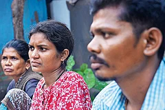 | Photo: Dinesh Parab : The Grieving Couple: Anil Netam and Dayarobai Netam lost their two children to malaria