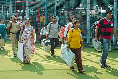 Preps for Maha polls