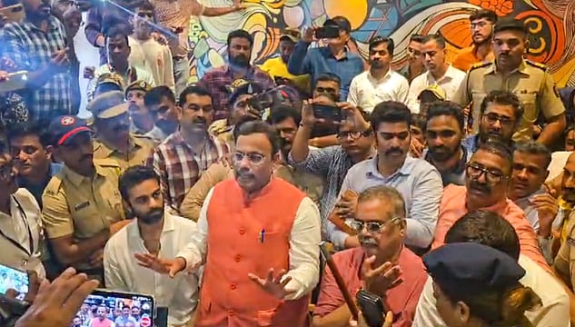 Maharashtra: EC Files FIR Against BJP’s Vinod Tawde On ‘Cash For Votes’ Charge; Thackeray Calls It ‘Note Jihad’