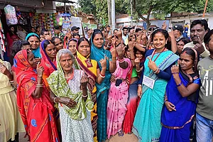 | Photo: PTI : Kalpana Soren with women voters in Jharkhand