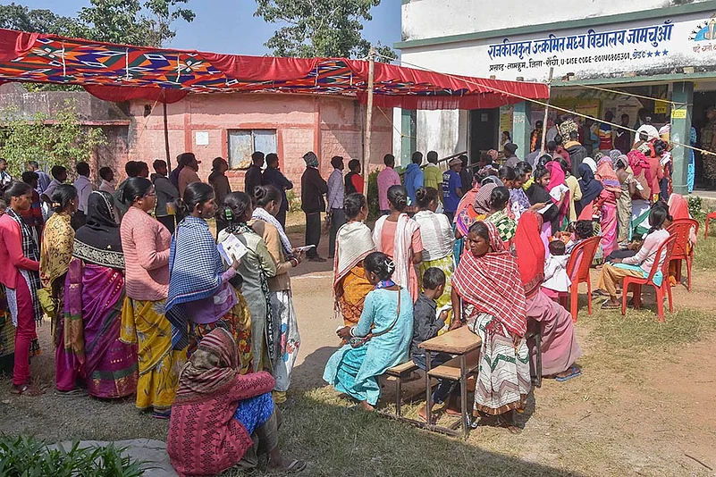 Voting for Jharkhand Assembly polls-2nd phase_polling station at Jamchuan