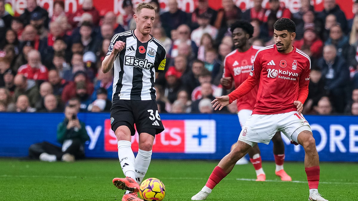 Sean Longstaff in action during Newcastle United's win at Nottingham Forest